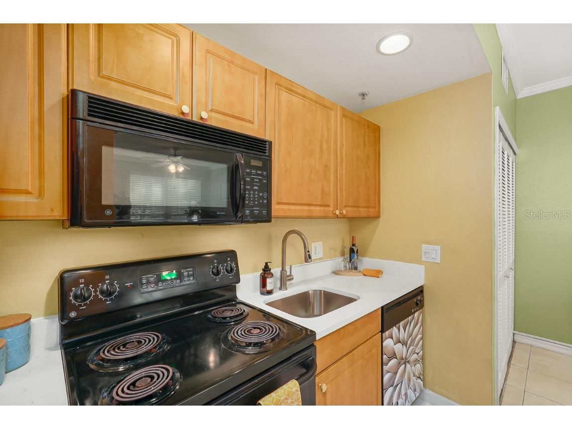 5540 Rosehill Road #104 Sarasota FL 34233 A4671350 image19