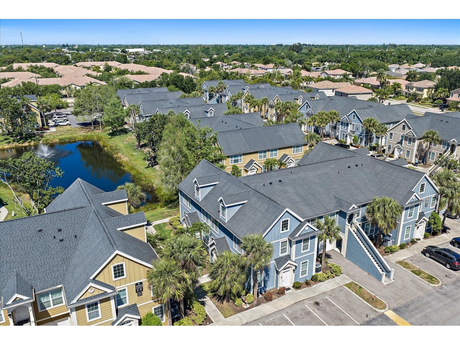 5540 Rosehill Road #201 Sarasota FL 34233 A4686036 image1