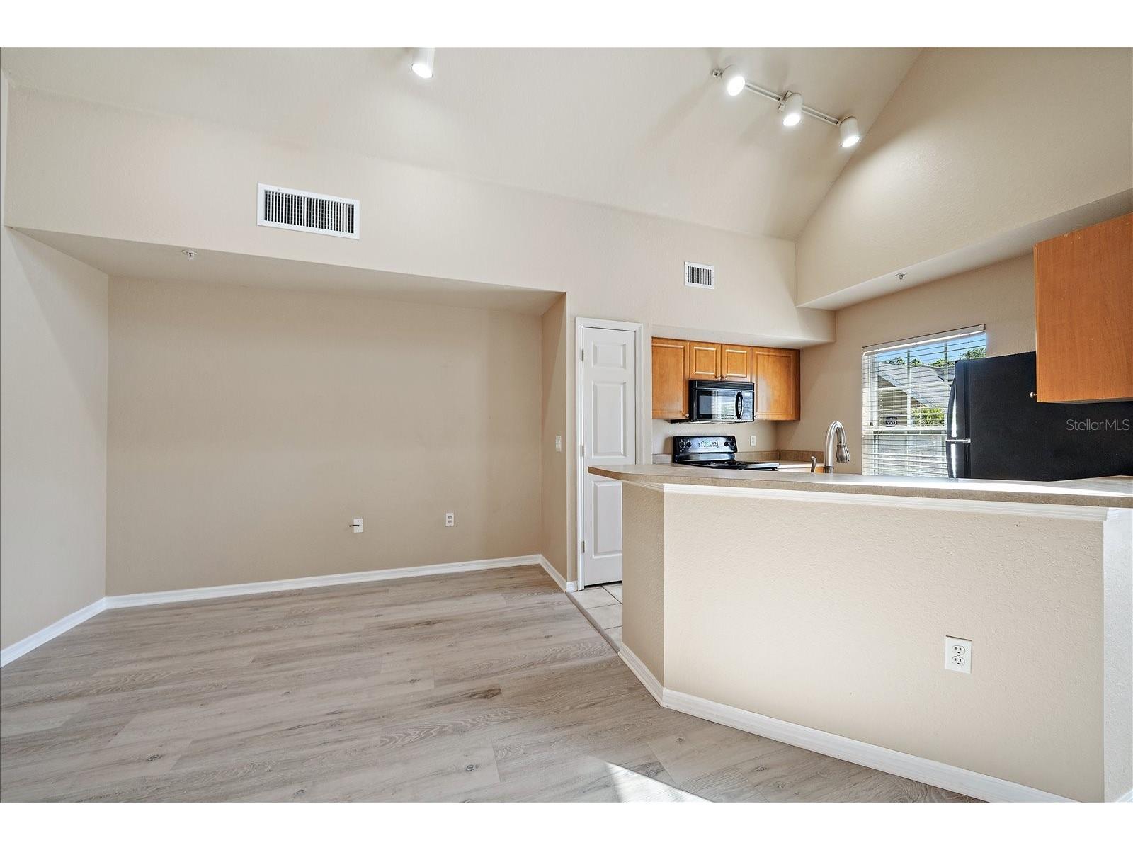5540 Rosehill Road #201 Sarasota FL 34233 A4686036 image14