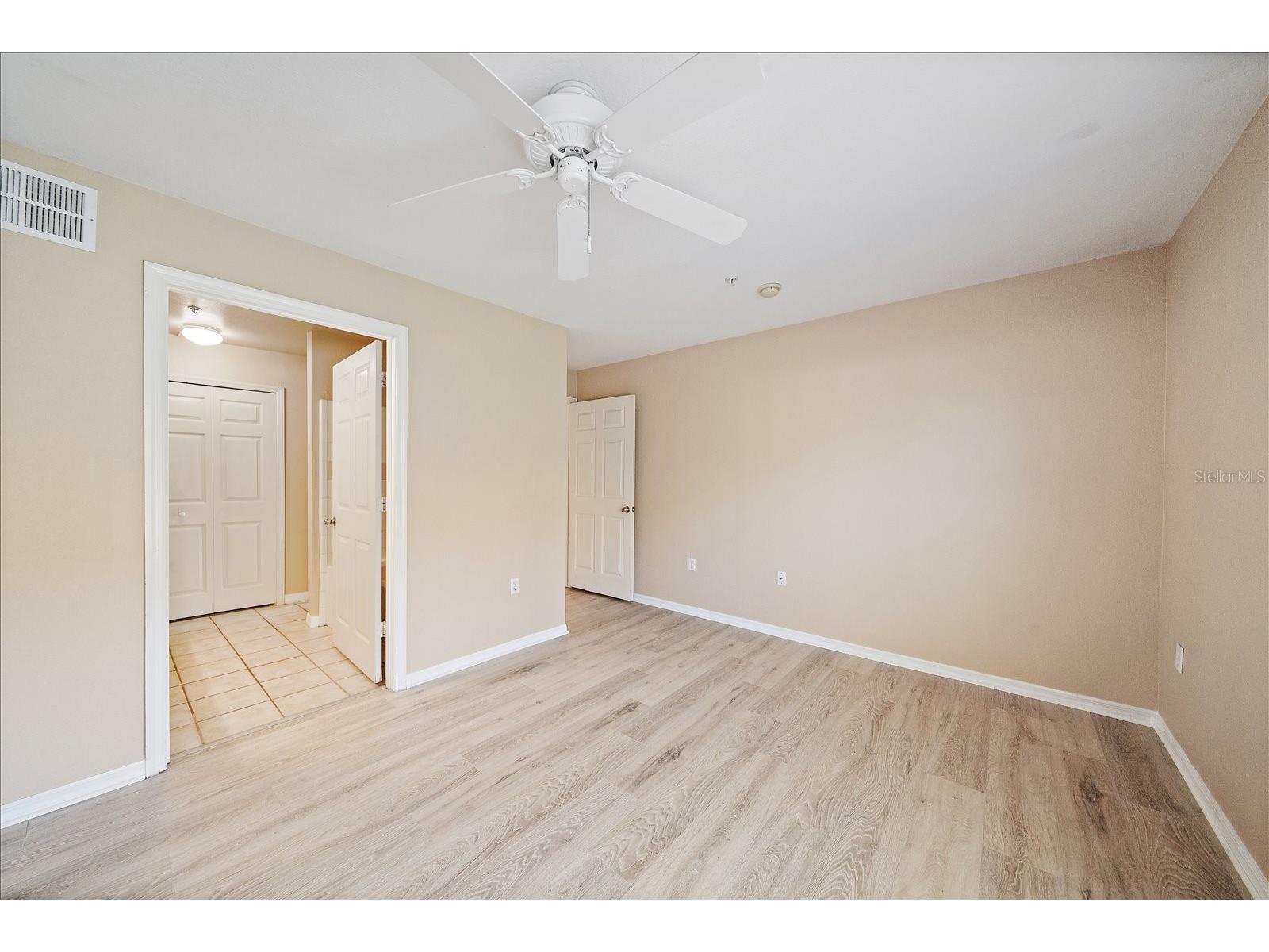 5540 Rosehill Road #201 Sarasota FL 34233 A4686036 image25