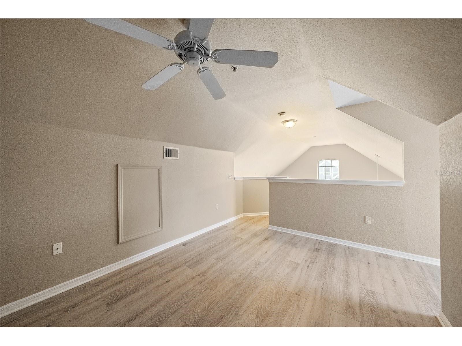 5540 Rosehill Road #201 Sarasota FL 34233 A4686036 image37