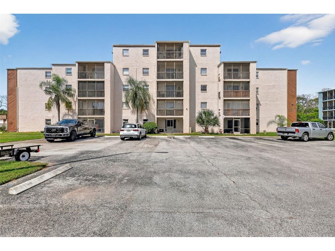 5541 Bay Boulevard #203 Port Richey FL 34668 TB8430999 image1