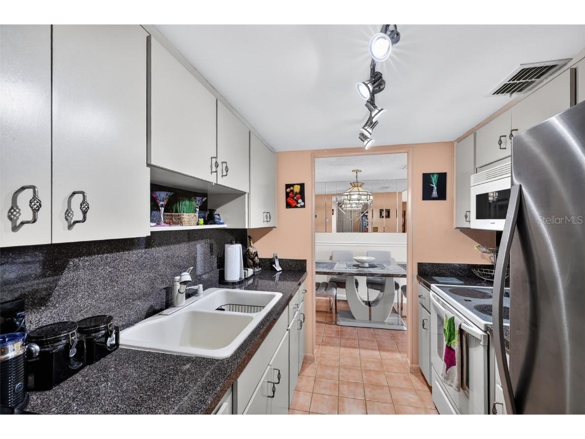 5541 Bay Boulevard #203 Port Richey FL 34668 TB8430999 image12