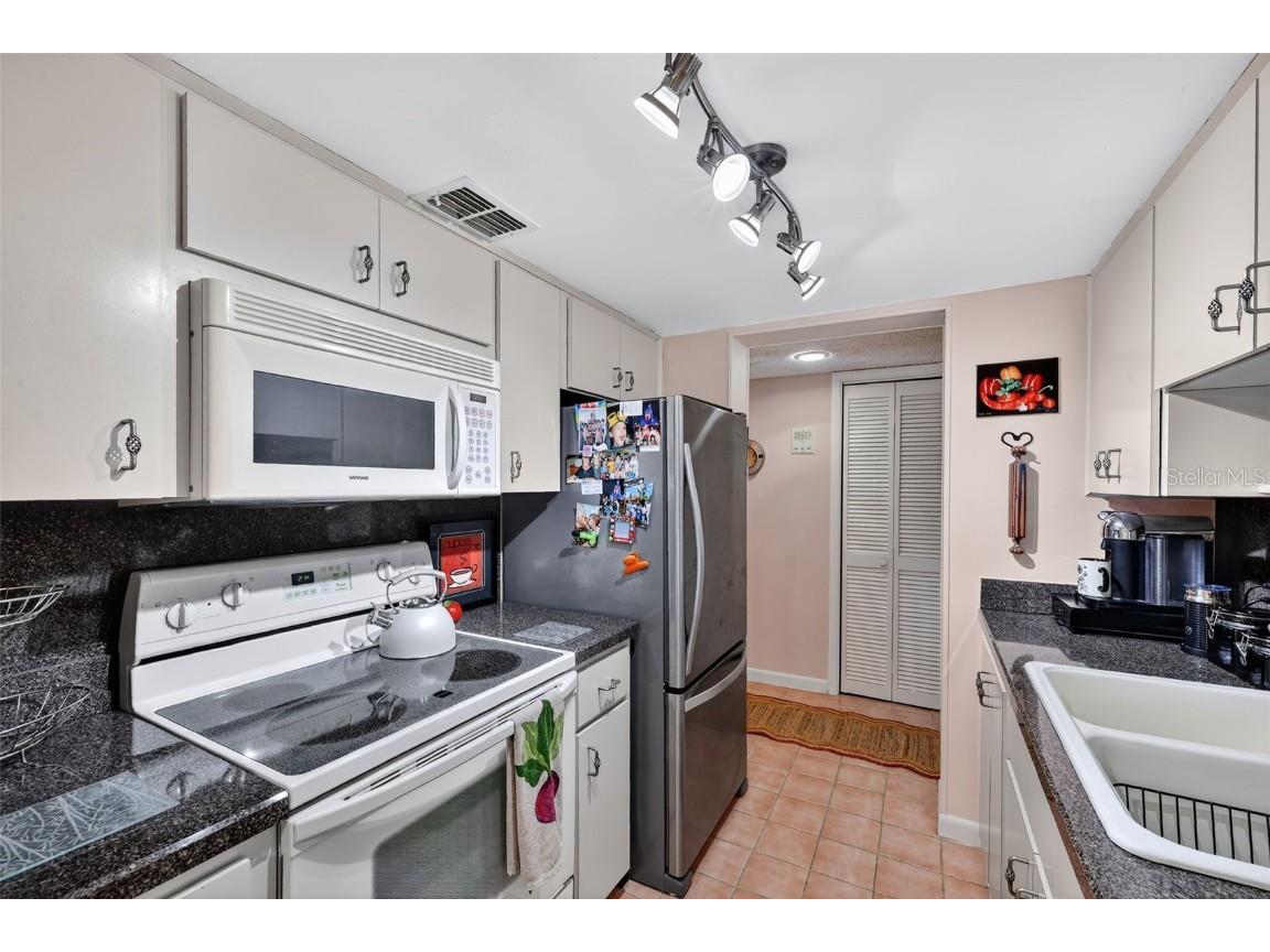 5541 Bay Boulevard #203 Port Richey FL 34668 TB8430999 image13