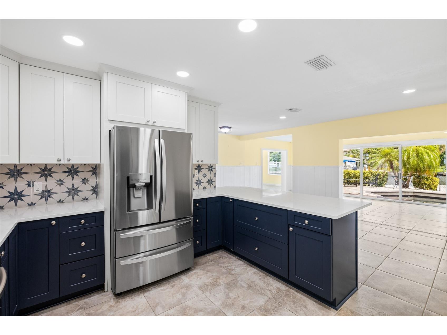 5541 Bayou Grande Boulevard NE Saint Petersburg FL 33703 - TAMPA BAY TB8514445 image11