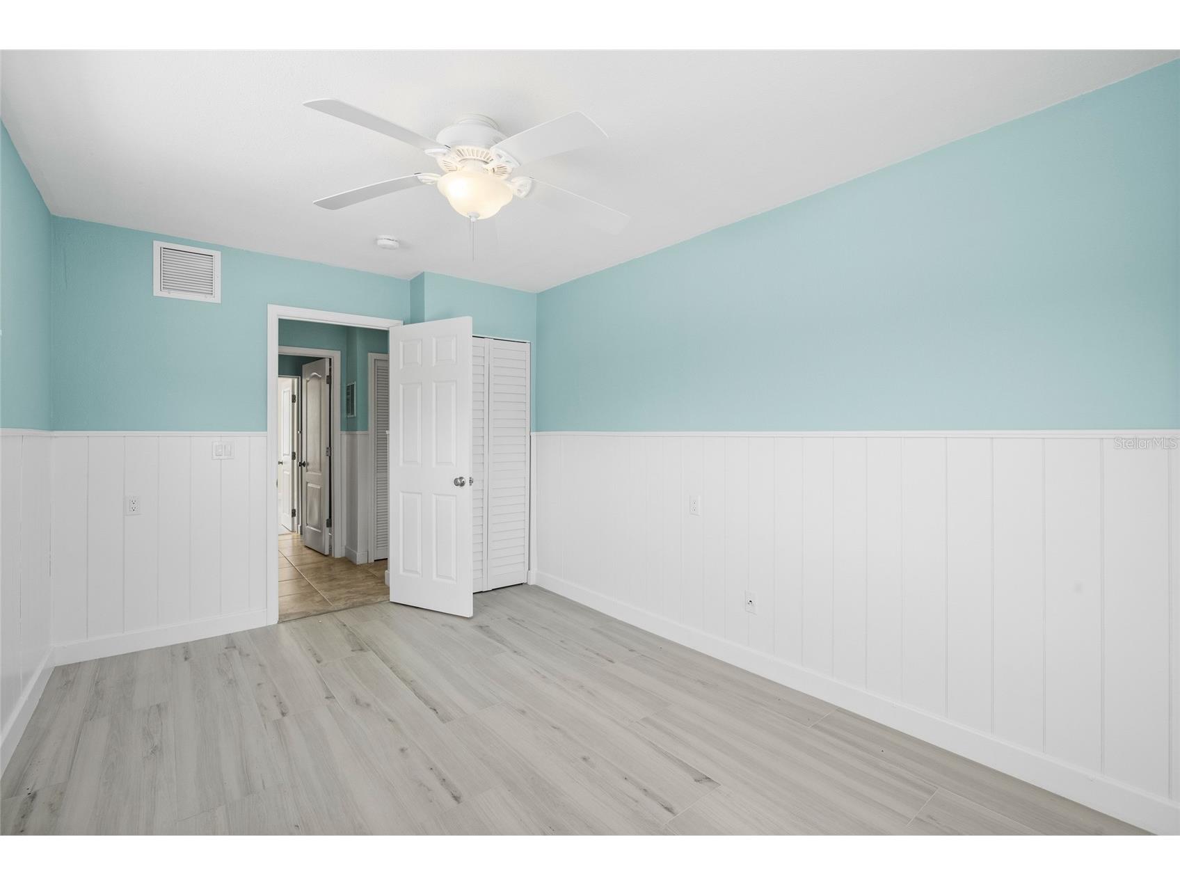 5541 Bayou Grande Boulevard NE Saint Petersburg FL 33703 - TAMPA BAY TB8514445 image27