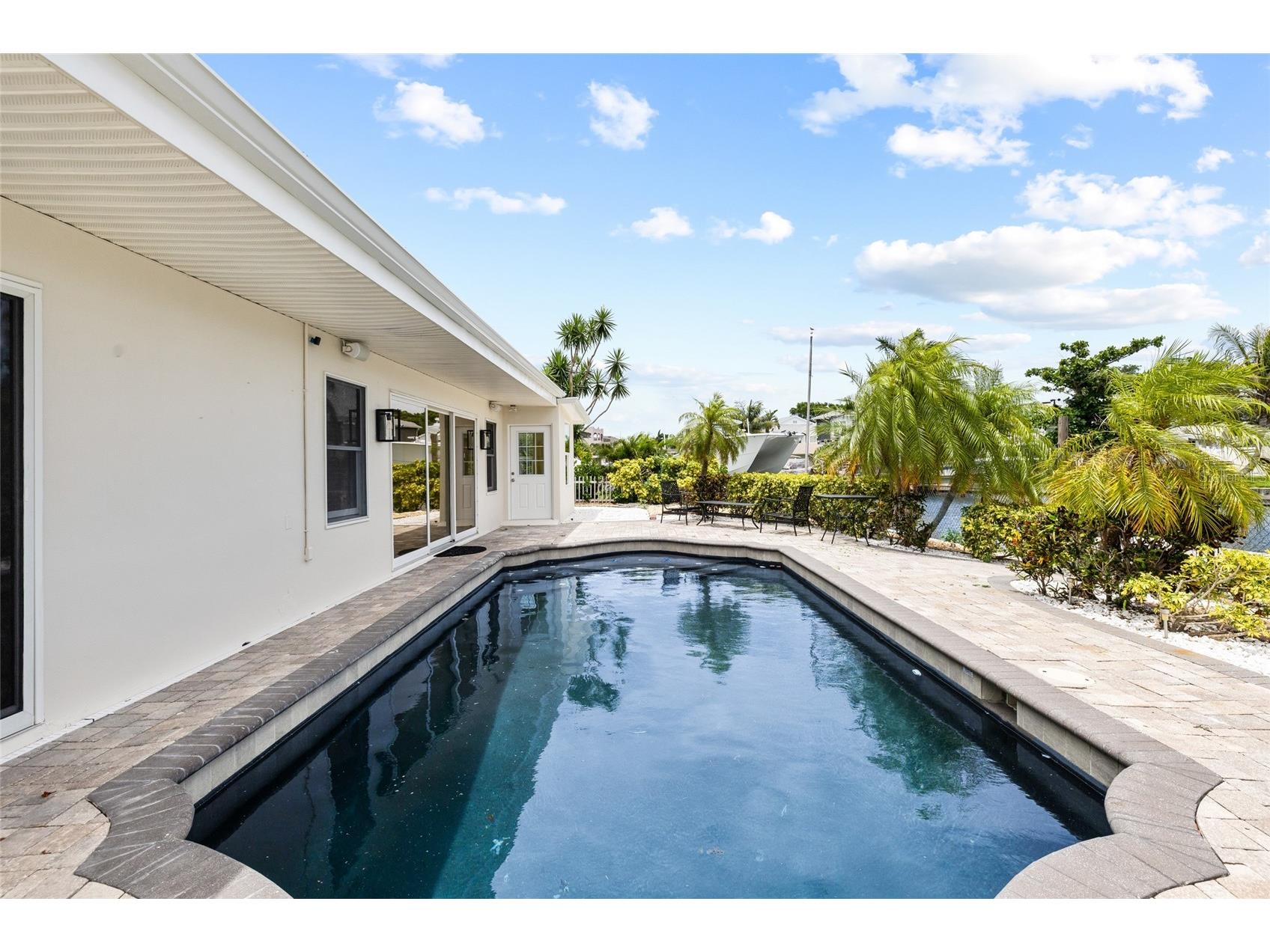5541 Bayou Grande Boulevard NE Saint Petersburg FL 33703 - TAMPA BAY TB8514445 image39