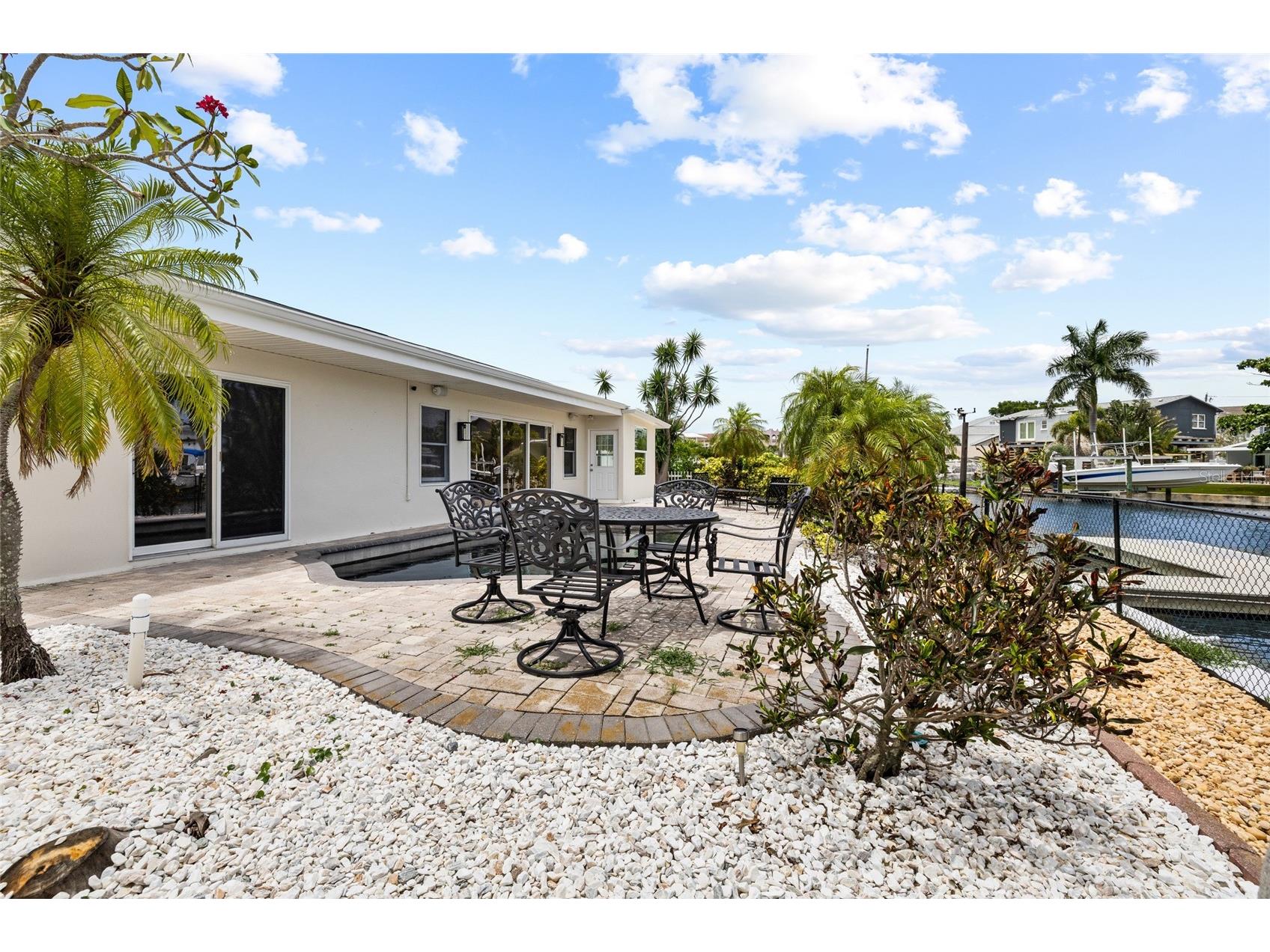 5541 Bayou Grande Boulevard NE Saint Petersburg FL 33703 - TAMPA BAY TB8514445 image42