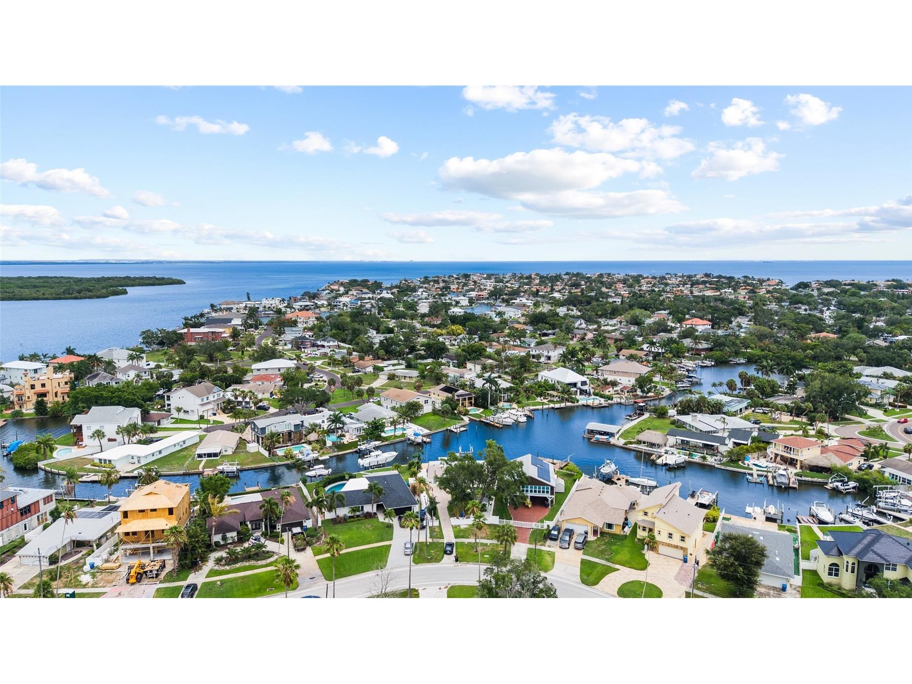 5541 Bayou Grande Boulevard NE Saint Petersburg FL 33703 - TAMPA BAY TB8514445 image51