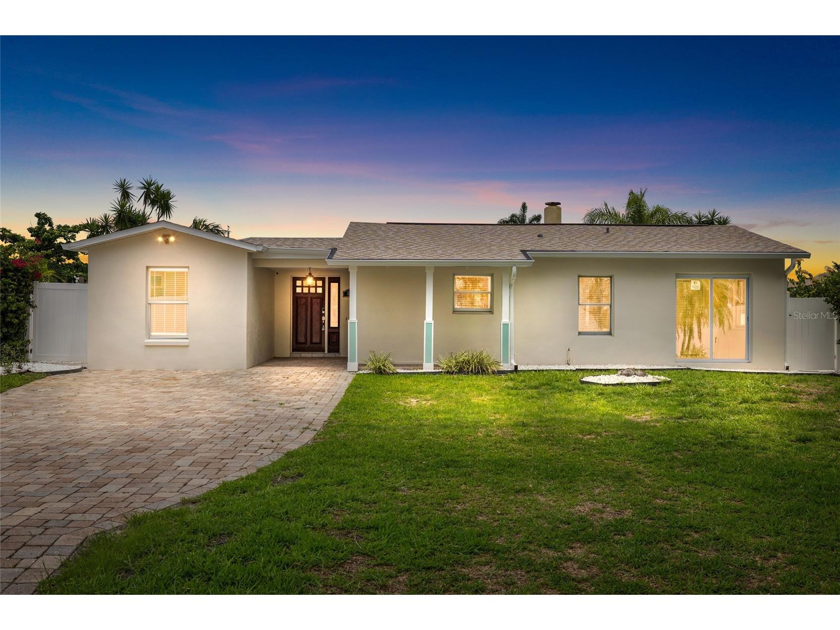 5541 Bayou Grande Boulevard NE Saint Petersburg FL 33703 - TAMPA BAY TB8514445 image55