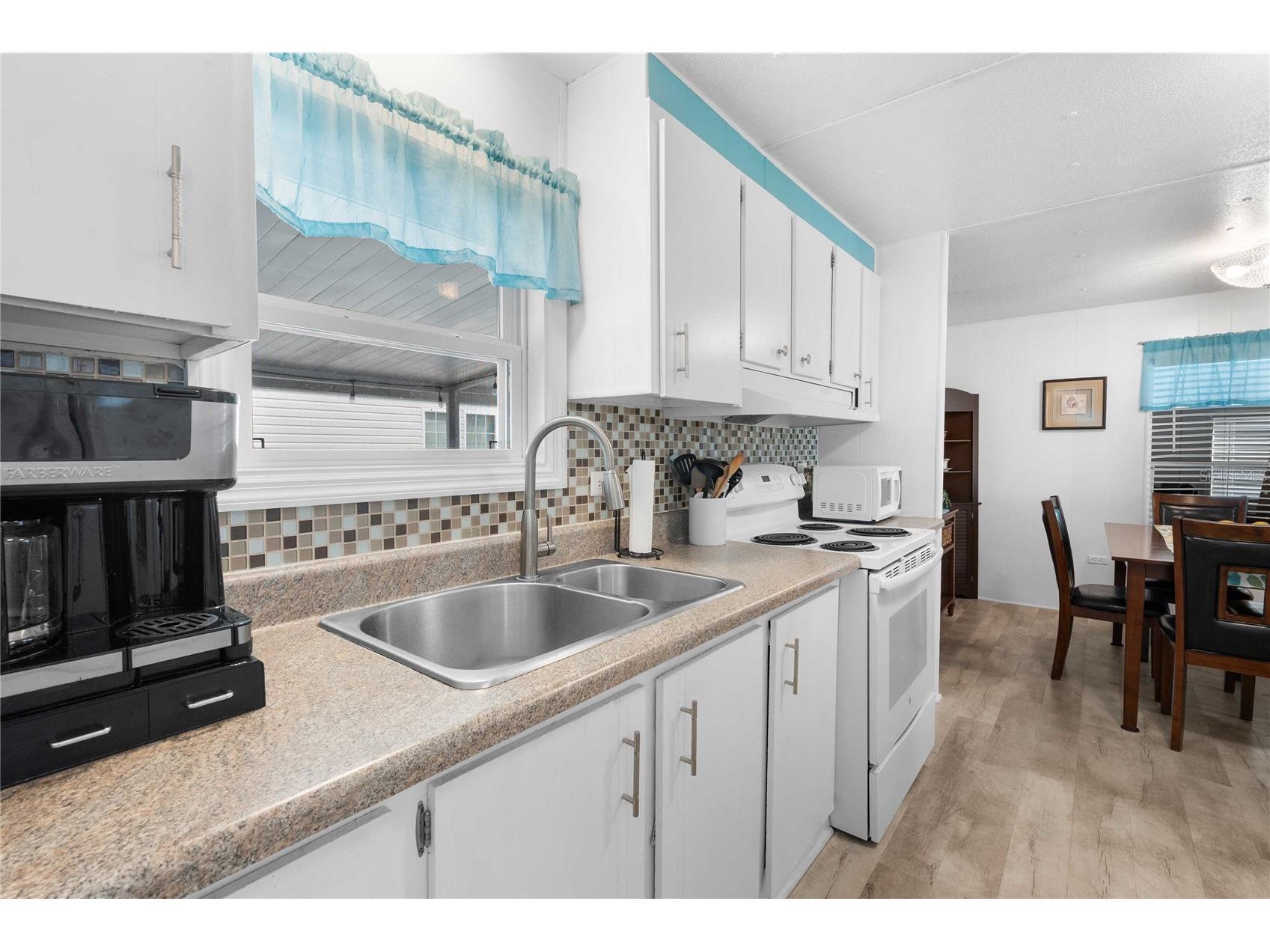 5541 Benton Street Zephyrhills FL 33542 TB8485968 image11