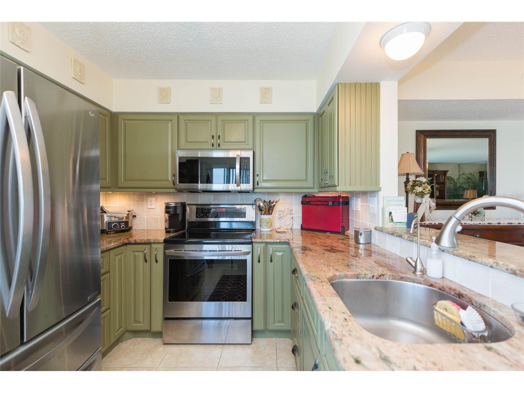 5541 Puerta Del Sol Boulevard S #318 Saint Petersburg FL 33715 TB8482931 image16