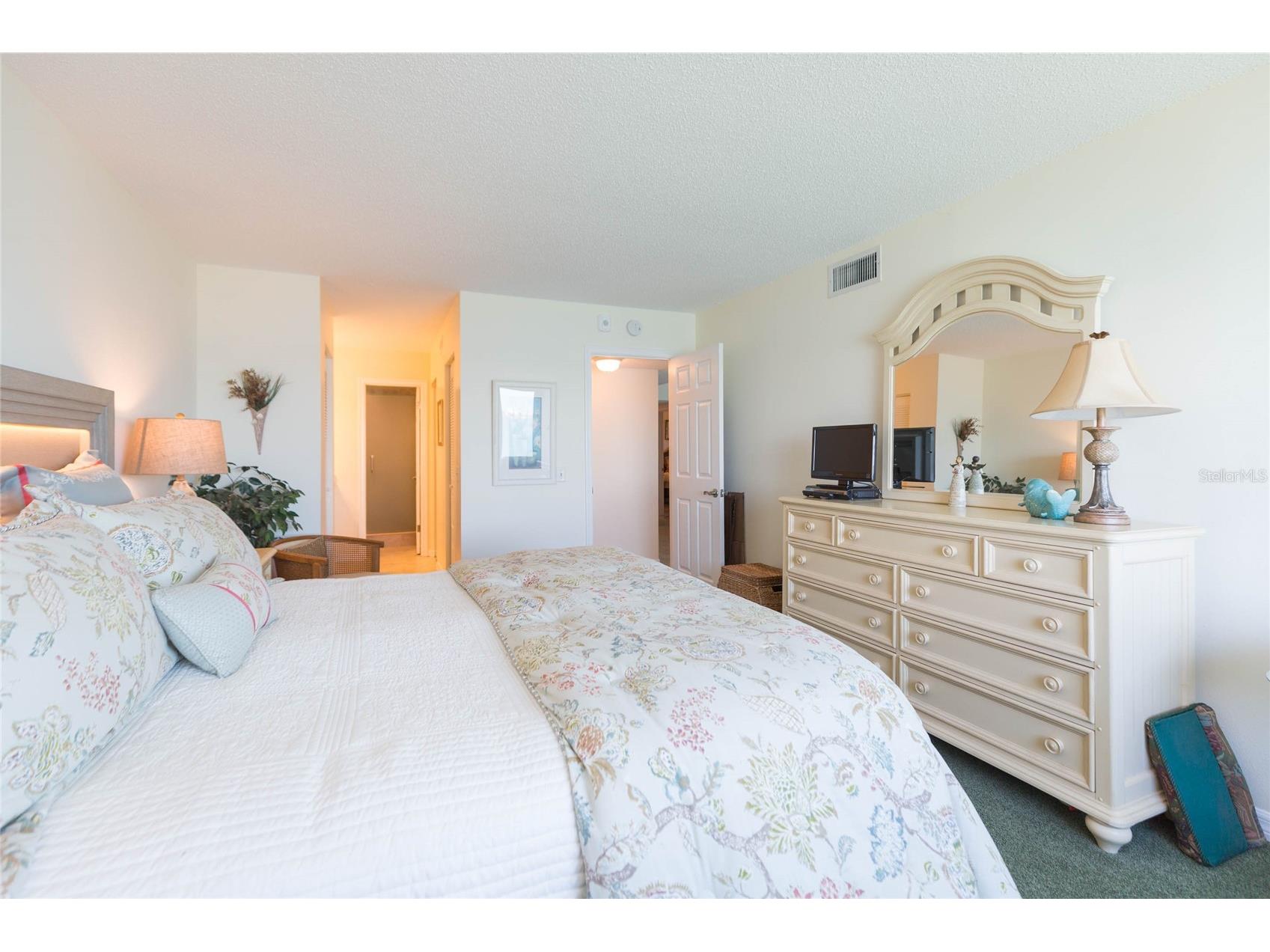 5541 Puerta Del Sol Boulevard S #318 Saint Petersburg FL 33715 TB8482931 image23