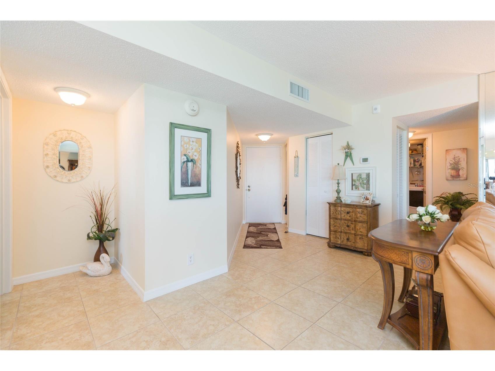 5541 Puerta Del Sol Boulevard S #318 Saint Petersburg FL 33715 TB8482931 image5