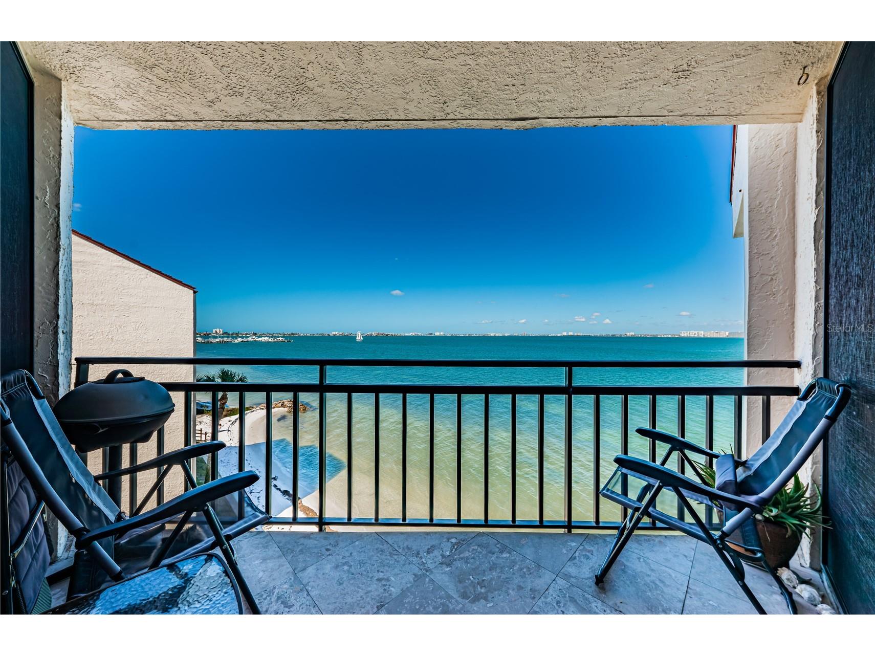 5541 Puerta Del Sol Boulevard S #414 Saint Petersburg FL 33715 - BOCA CIEGA BAY TB8481813 image1