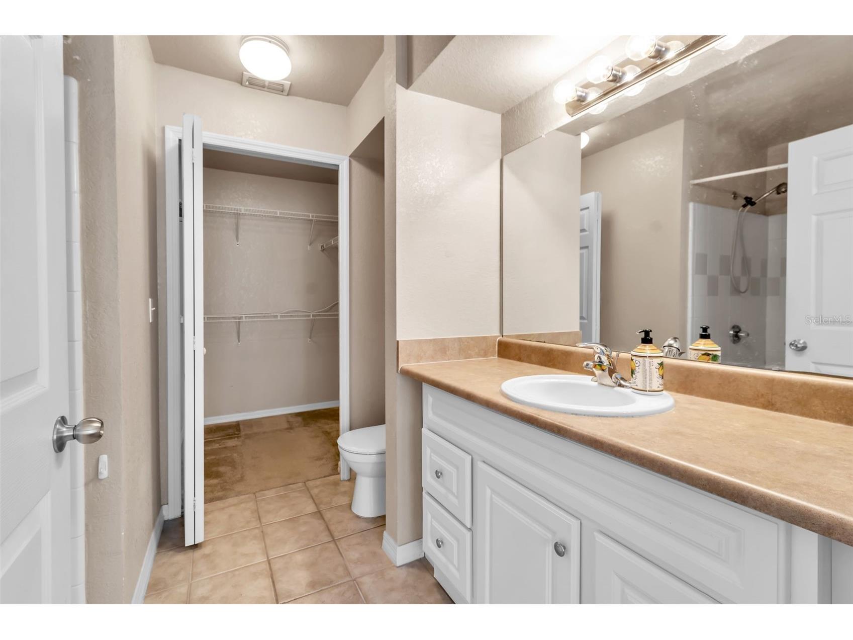5541 Rosehill Road #202 Sarasota FL 34233 TB8519376 image25