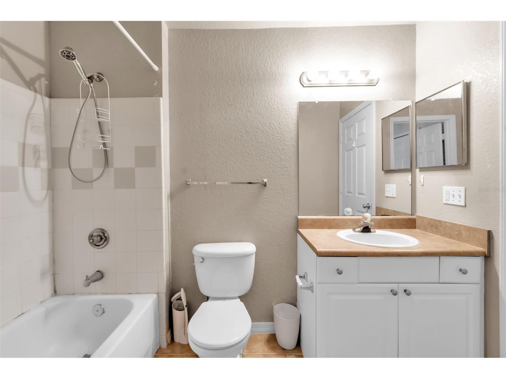 5541 Rosehill Road #202 Sarasota FL 34233 TB8519376 image41