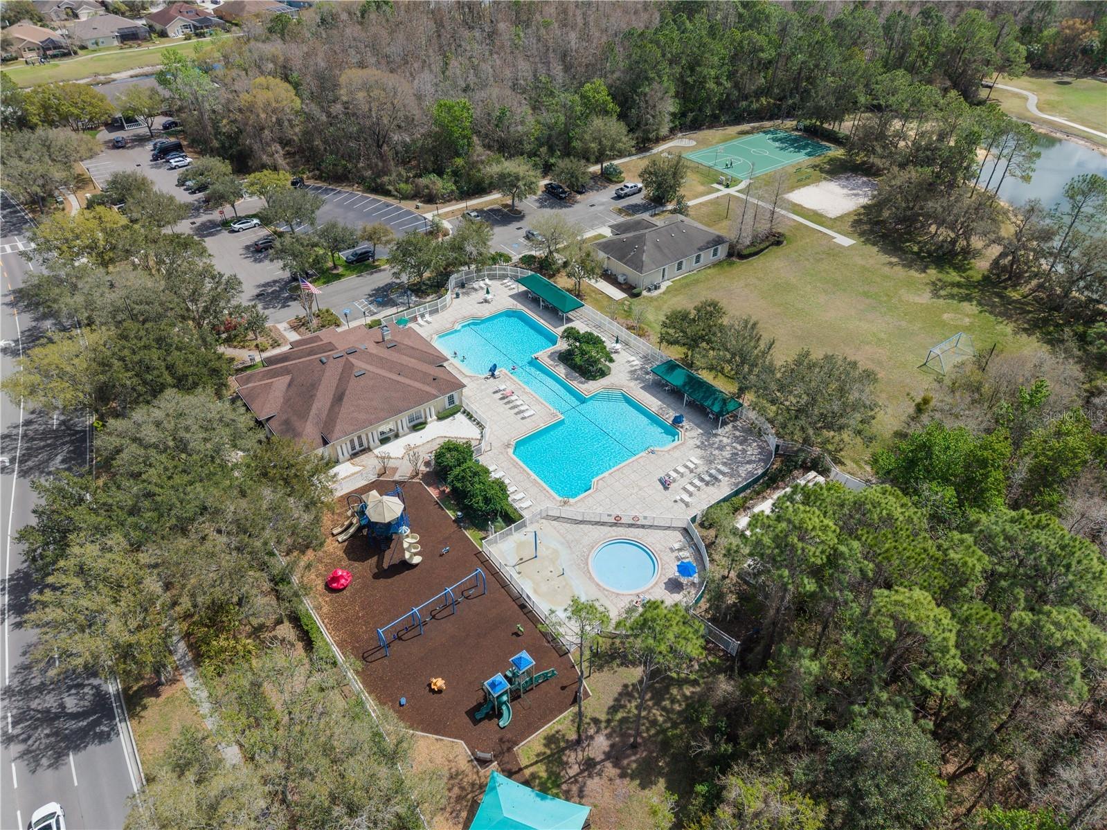 5542 Gallant Fox Court Wesley Chapel FL 33544 TB8483235 image10