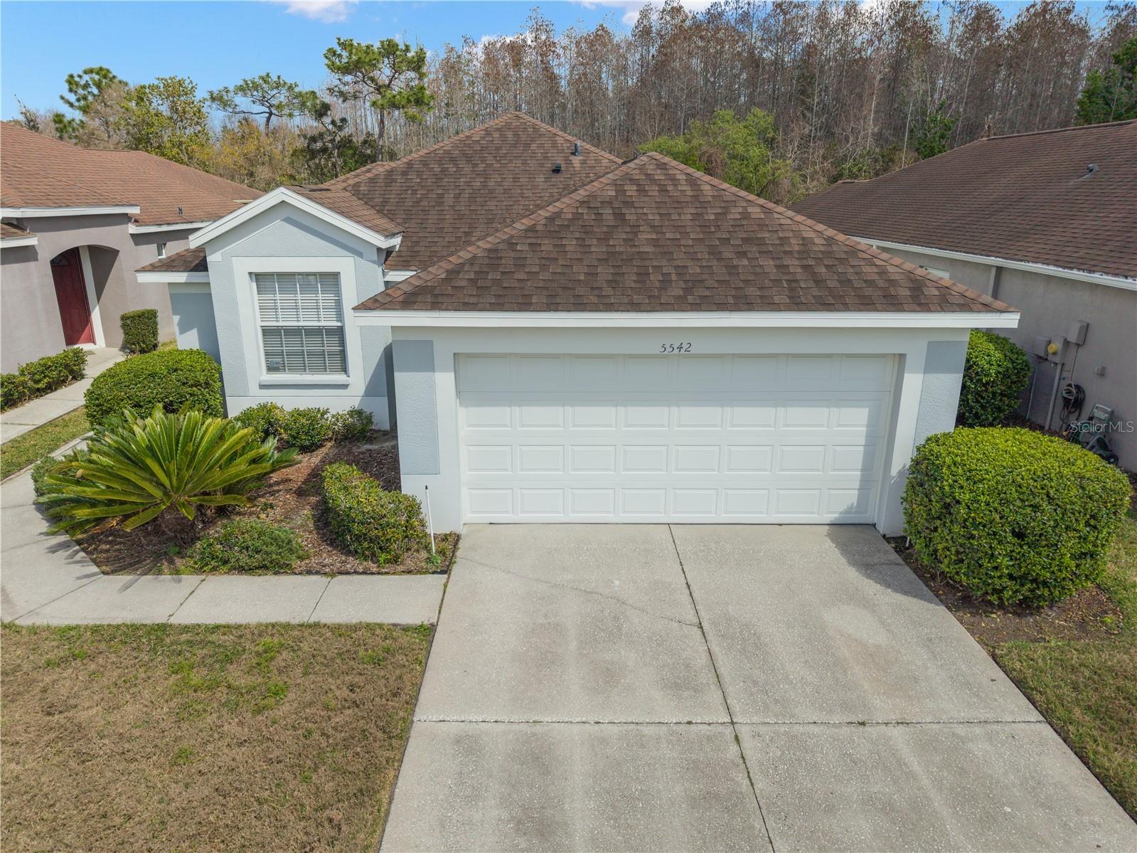 5542 Gallant Fox Court Wesley Chapel FL 33544 TB8483235 image2