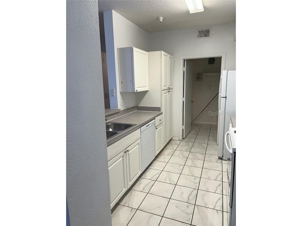 5542 Metrowest Boulevard #206 Orlando FL 32811 O6338587 image8