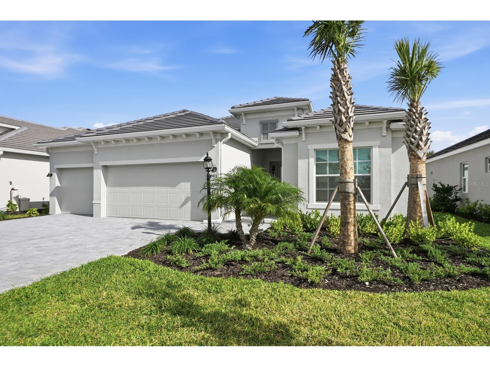 5543 Lightning Whelk Lane Bradenton FL 34211 A4689987 image1