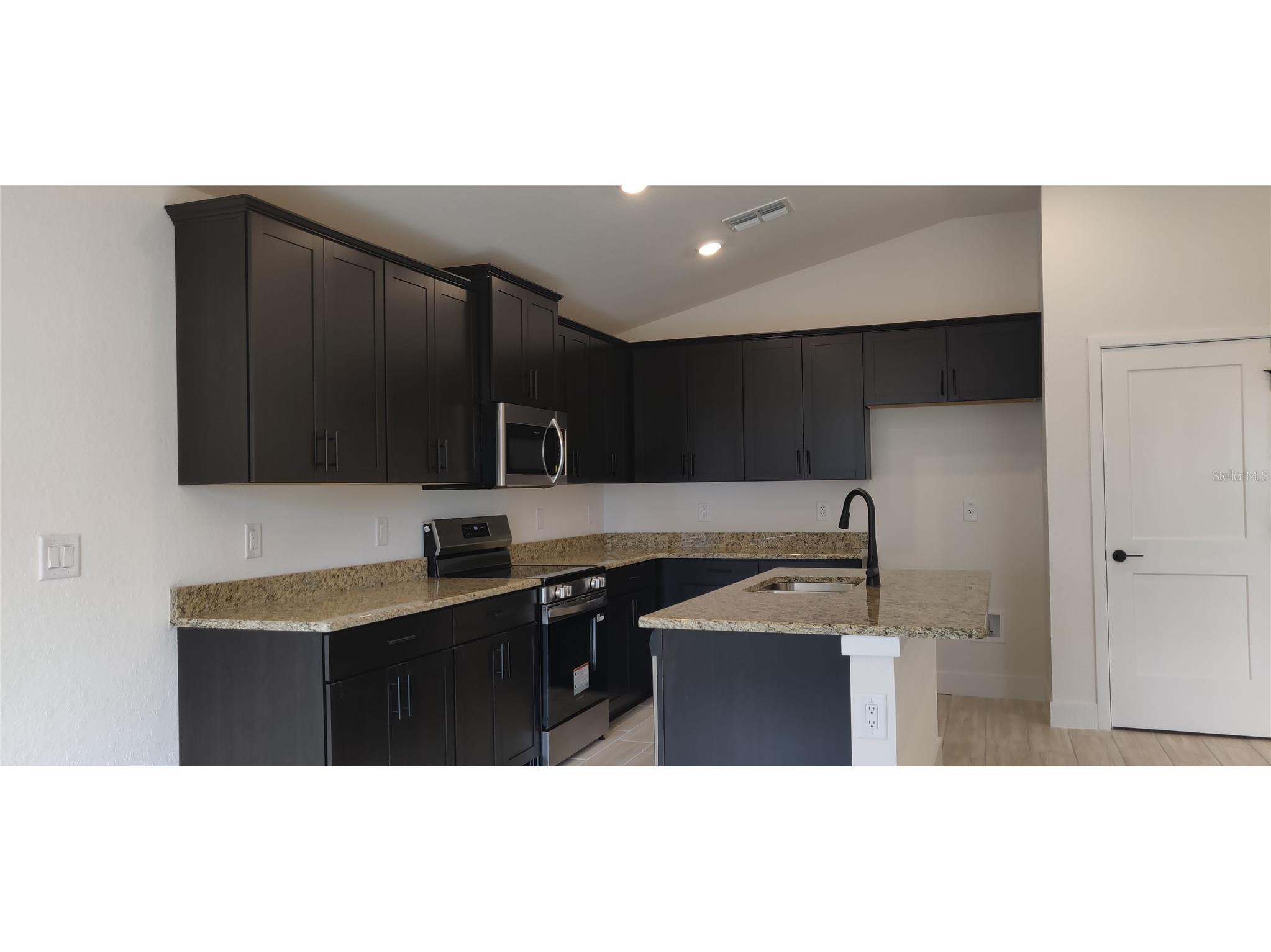 5543 Ocean Breeze Drive Spring Hill FL 34609 OM715557 image2