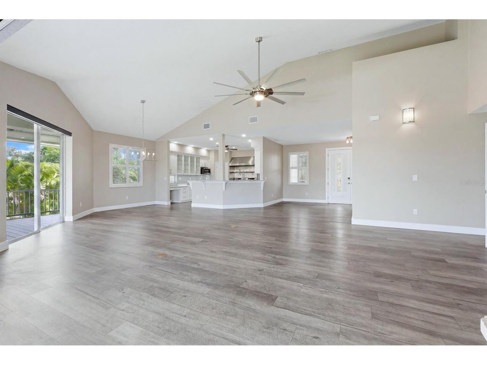 5544 Dinah Lane Sarasota FL 34231 A4693403 image10