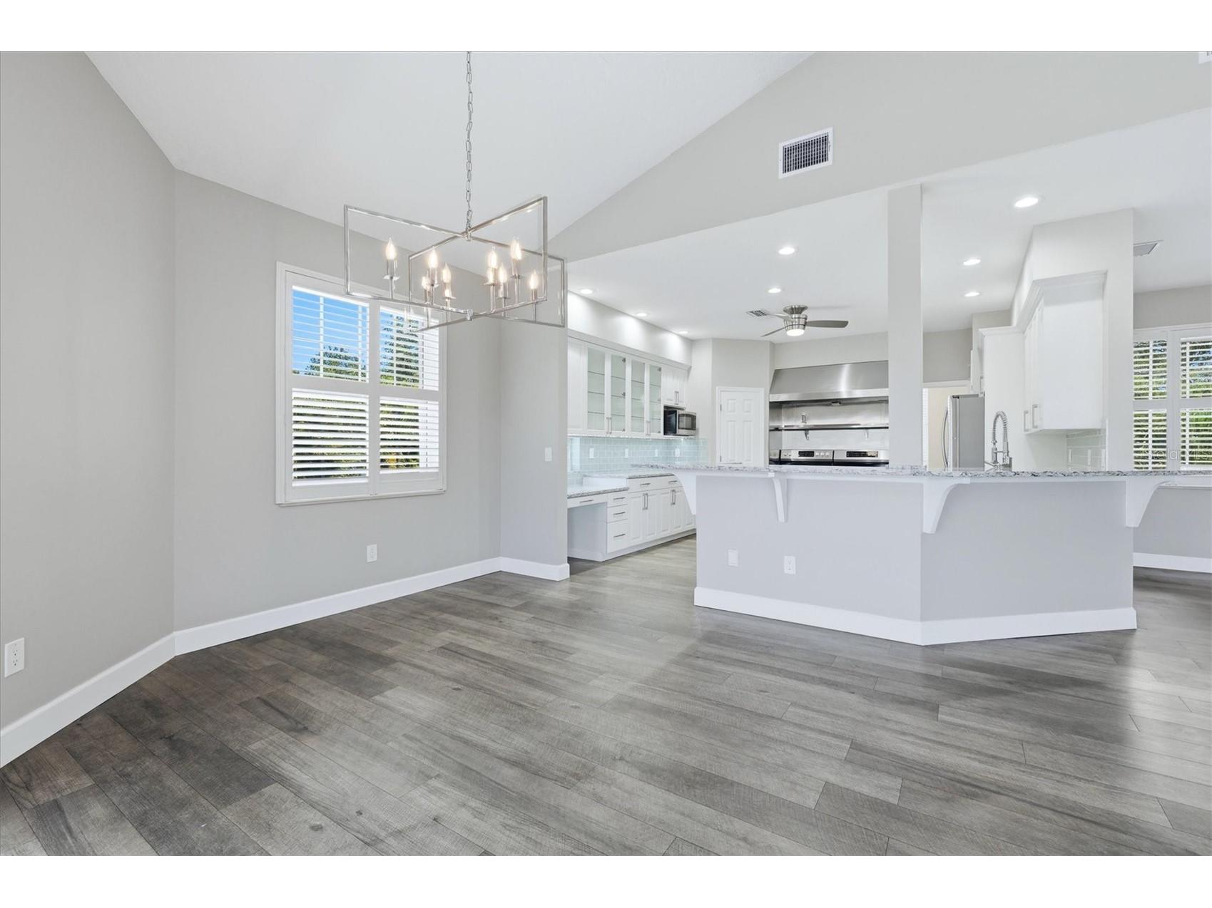 5544 Dinah Lane Sarasota FL 34231 A4693403 image14