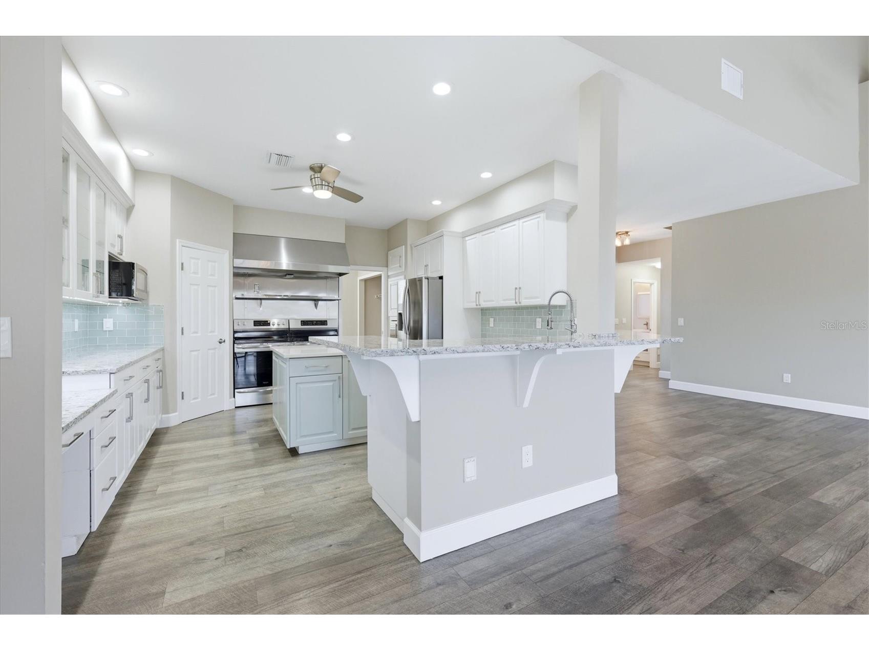 5544 Dinah Lane Sarasota FL 34231 A4693403 image15
