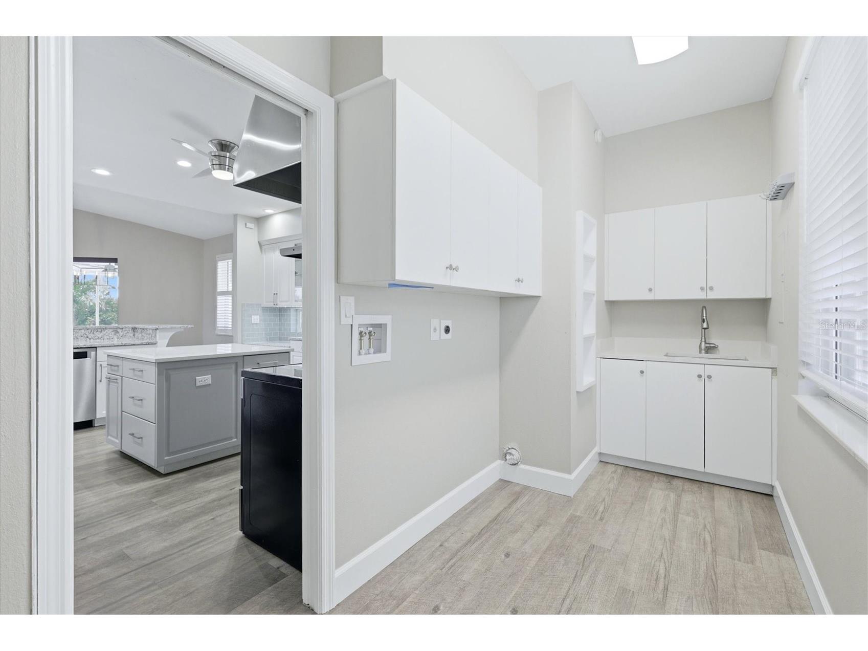 5544 Dinah Lane Sarasota FL 34231 A4693403 image18