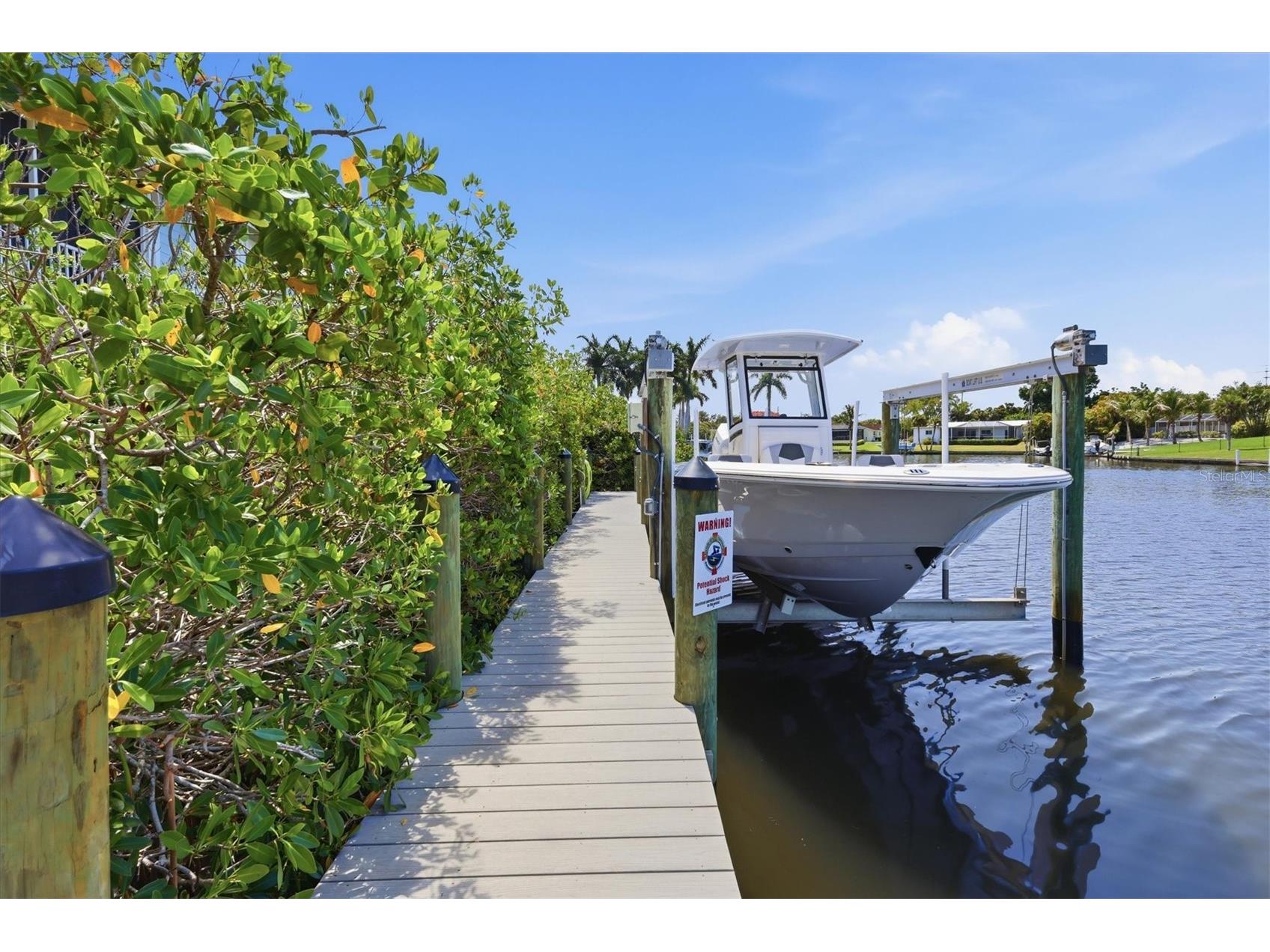 5544 Dinah Lane Sarasota FL 34231 A4693403 image44