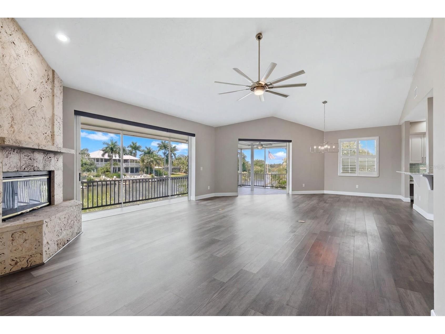 5544 Dinah Lane Sarasota FL 34231 A4693403 image7