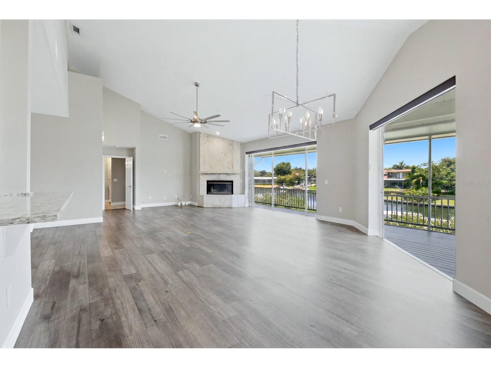 5544 Dinah Lane Sarasota FL 34231 A4693403 image9