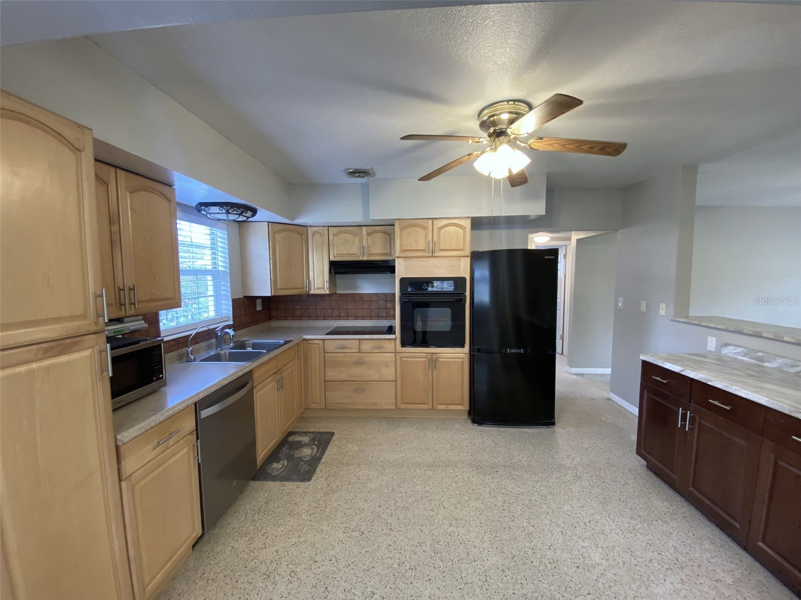 5545 3rd Ave N Saint Petersburg FL 33710 TB8505538 image16