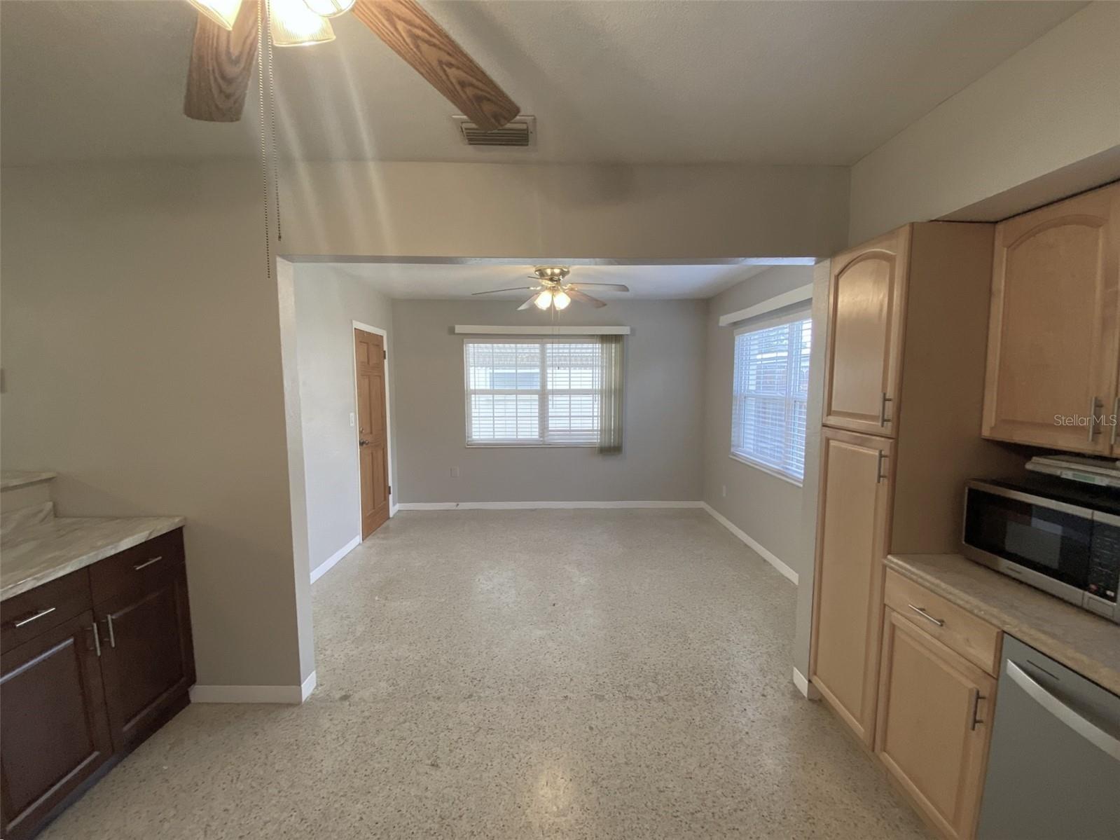 5545 3rd Ave N Saint Petersburg FL 33710 TB8505538 image20