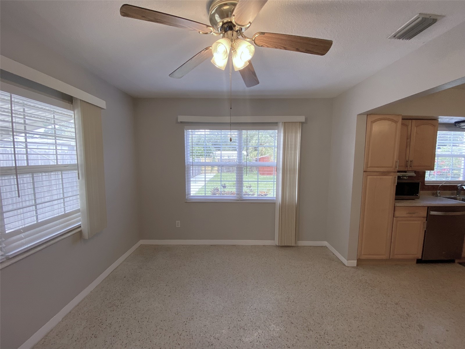 5545 3rd Ave N Saint Petersburg FL 33710 TB8505538 image23