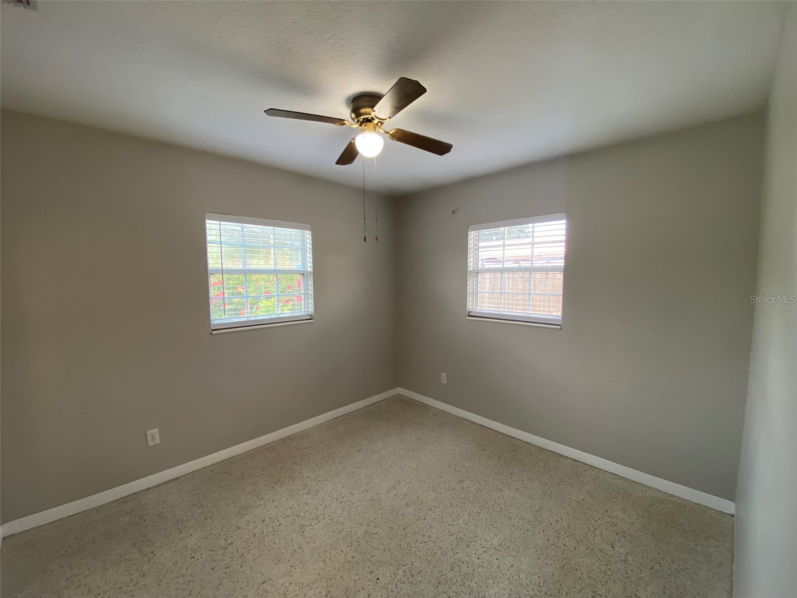5545 3rd Ave N Saint Petersburg FL 33710 TB8505538 image32