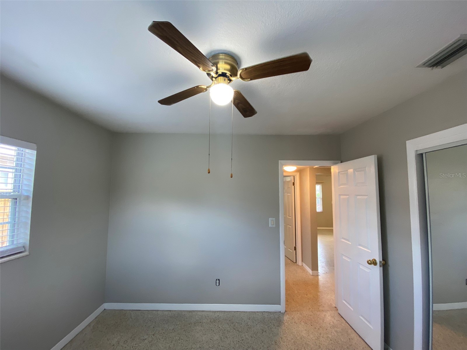 5545 3rd Ave N Saint Petersburg FL 33710 TB8505538 image35