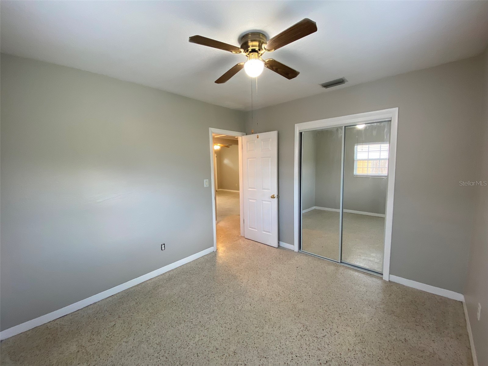 5545 3rd Ave N Saint Petersburg FL 33710 TB8505538 image36