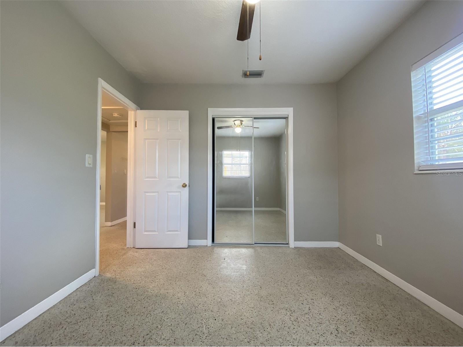 5545 3rd Ave N Saint Petersburg FL 33710 TB8505538 image37
