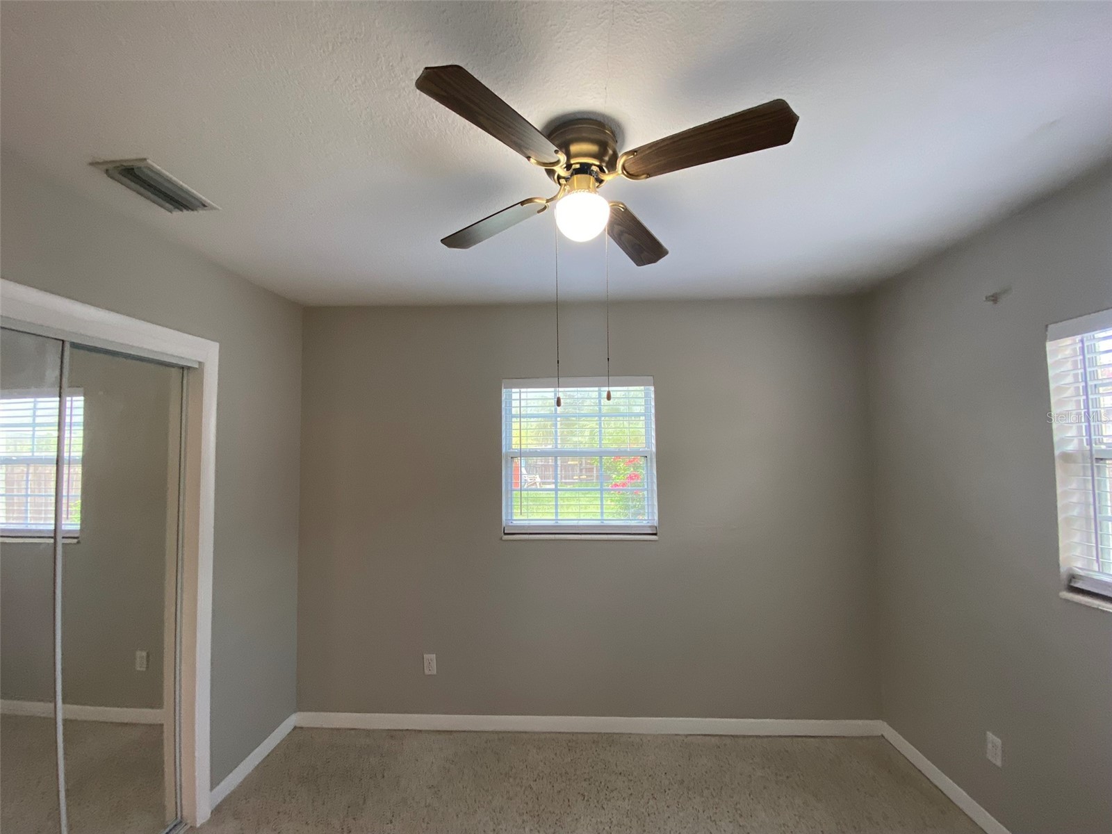 5545 3rd Ave N Saint Petersburg FL 33710 TB8505538 image39