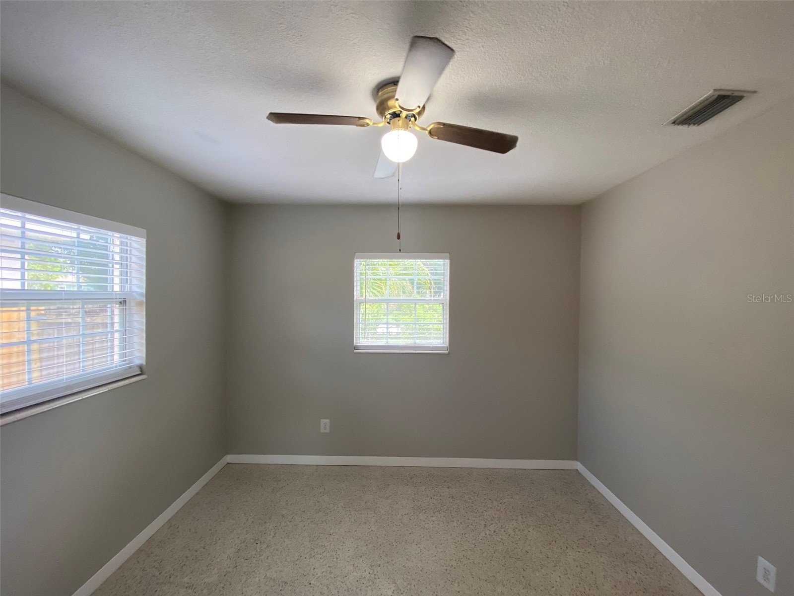 5545 3rd Ave N Saint Petersburg FL 33710 TB8505538 image43