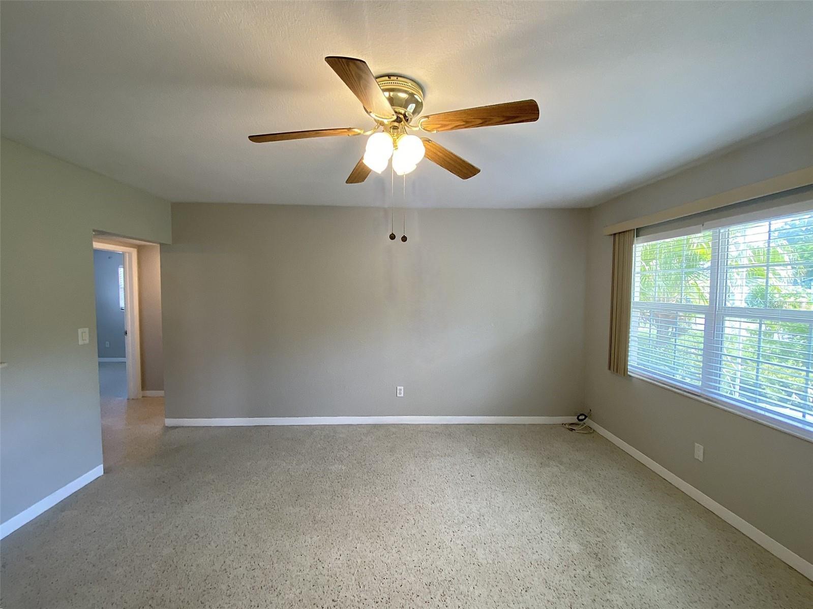 5545 3rd Ave N Saint Petersburg FL 33710 TB8505538 image5