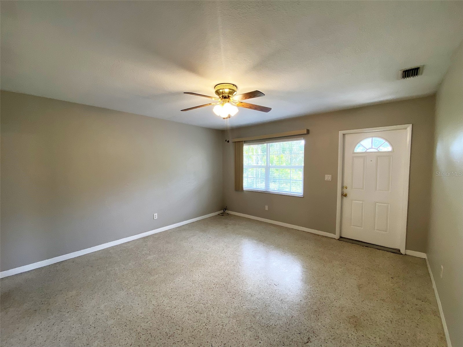 5545 3rd Ave N Saint Petersburg FL 33710 TB8505538 image6
