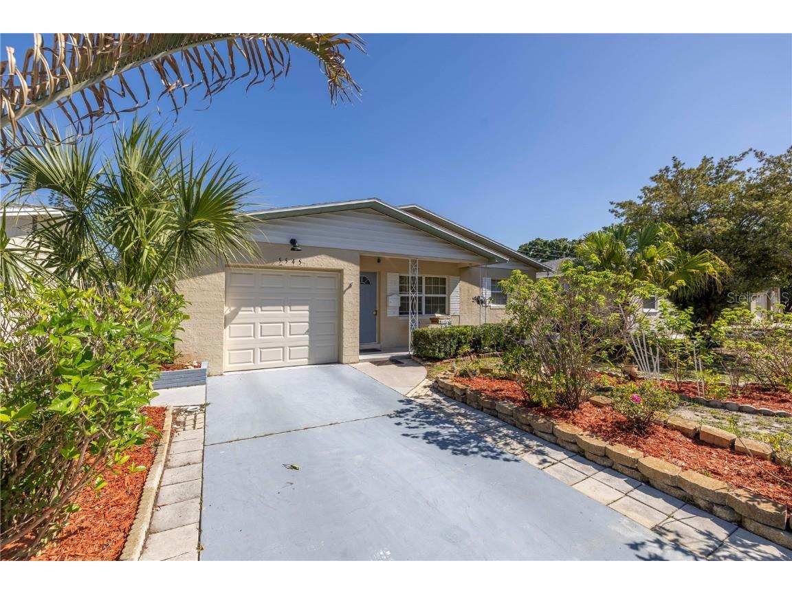 5545 3rd Avenue N Saint Petersburg FL 33710 U8238785 image1