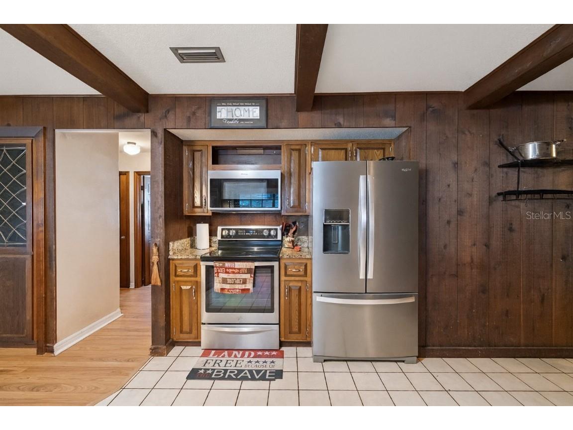 5545 Oak Lane Fruitland Park FL 34731 - LAKE GRIFFIN G5104680 image10