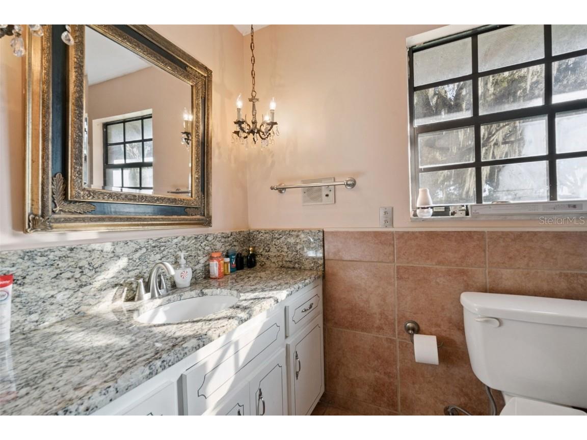 5545 Oak Lane Fruitland Park FL 34731 - LAKE GRIFFIN G5104680 image17