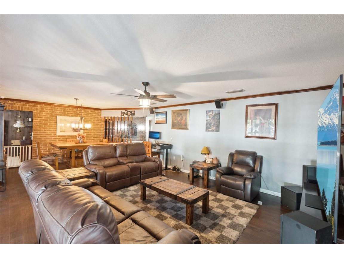 5545 Oak Lane Fruitland Park FL 34731 - LAKE GRIFFIN G5104680 image6