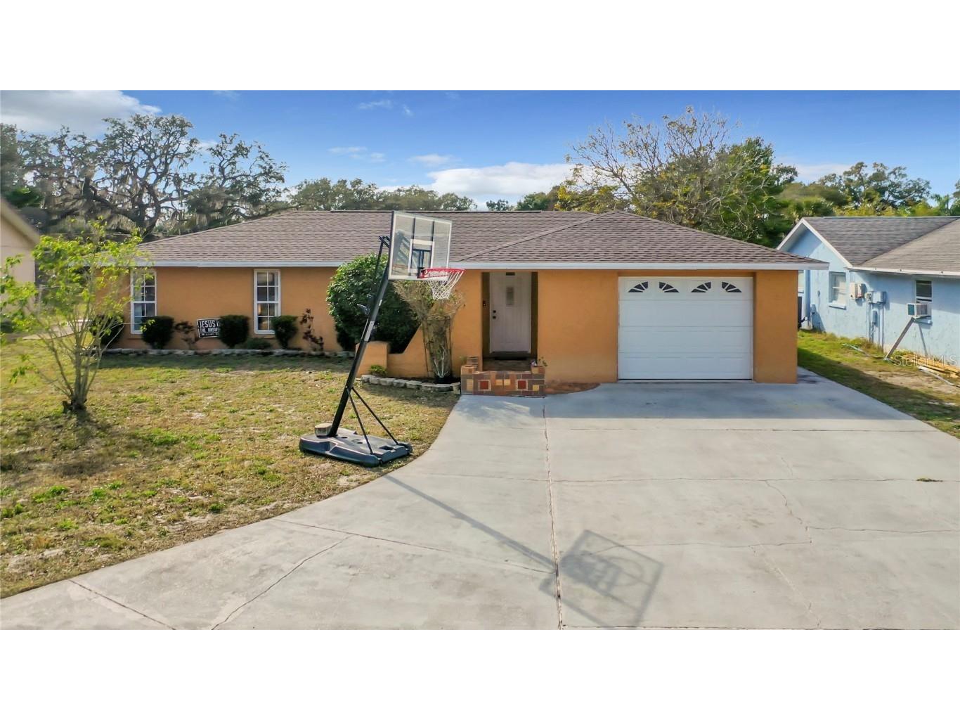 5545 Senate Lane New Port Richey FL 34652 W7851991 image1