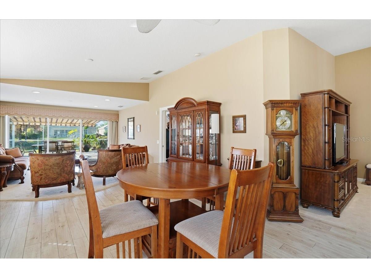 5546 Modena Place Sarasota FL 34238 A4677319 image15